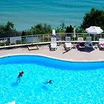 плажни силвър бийч - Silver Sea Apartmán